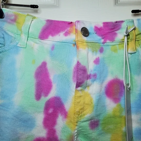 NWT Judy Blue Tie Dye Shorts Size Large - Picture 3 of 8